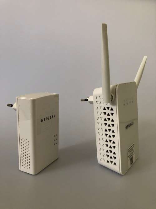 Netgear Powerline 1000+Wifi extender set (PWL1000-100PES)