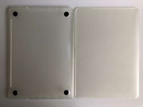 Apple MacBook Pro M1 (2020) 13-inch 256GB (plus protective hardshell and carry case)