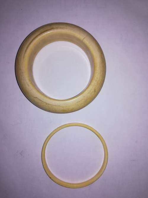 2 X Ivory Bangles