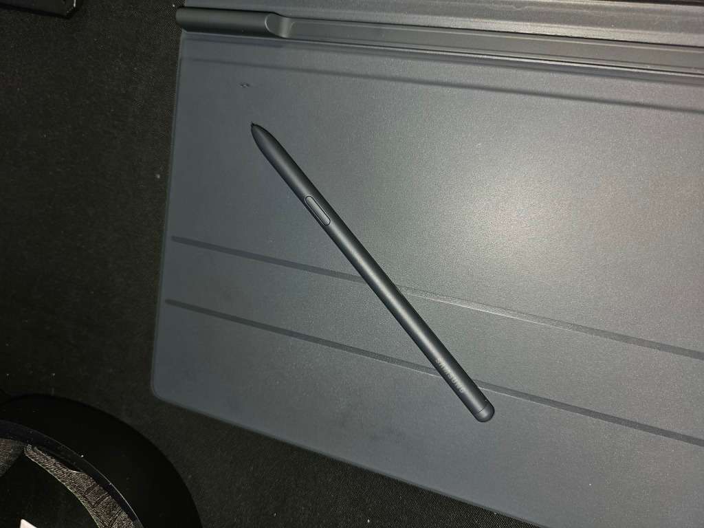 SAMSUNG TAB S6 LITE! BARGAIN LAST ONE GOOD AS NEW IMAGES! SCREEN PROTECTOR!2 WEEKS OLD!BOXED!