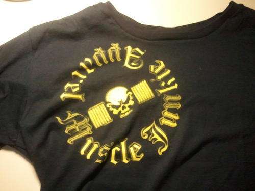 MUSCLE JUNKIE T-SHIRT SIZE-LARGE