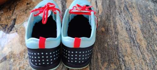 Nike sneakers size 5