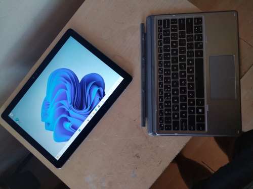 DELL LATITUDE-  2-IN-1 Touch Screen - Core i5 8th Gen - 8GB RAM - 256 SSD