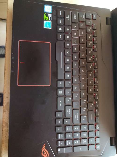 ASUS **Republic of Gamers** Gaming laptop- Core i7 -7th Gen - GTX 1050