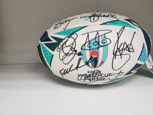 Official ReplicaWorld Cup Japan 2019 Gilbert Rugby Ball -Signed by 20 World Cup Winning Springboks!!