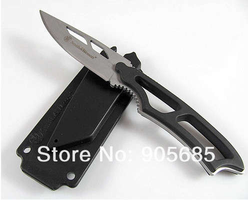 Sentinal Smith & Wesson Fixed Blade Neck Knife
