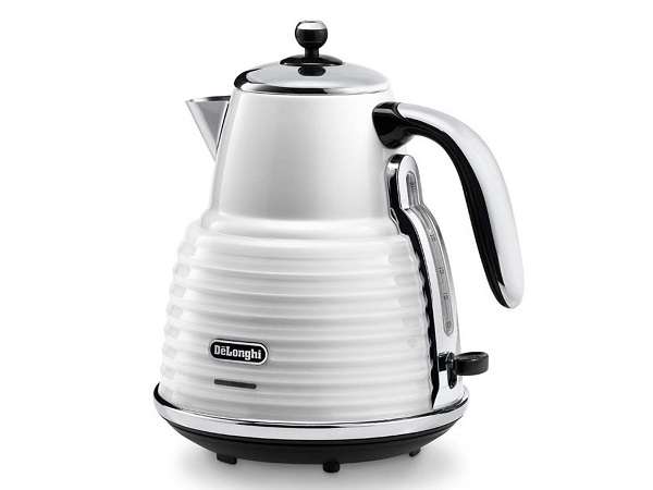 DeLonghi Scultura Kettle - White