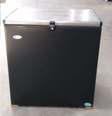 ZERO APPLIANCES 120 LITRE GAS ELECTRIC CHEST FREEZER - BLACK
