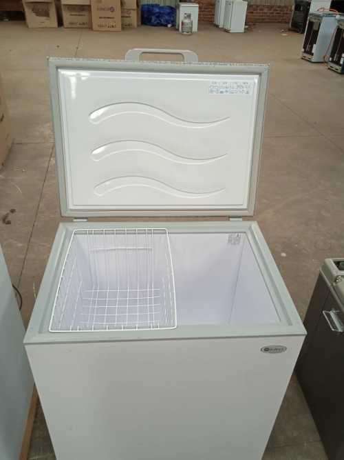 200L Electric Freezer - SHOP SOILED - NOT BOXED