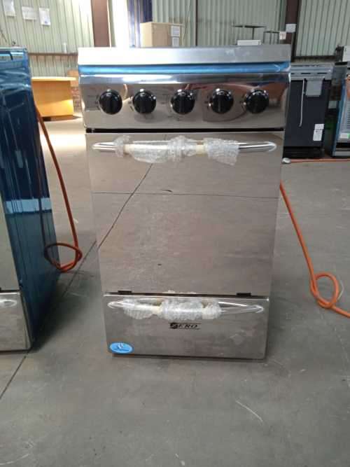 4 BURNER GAS STOVE, GAS OVEN WITH FULL FFD - NOT BOXED - DEMO UNIT