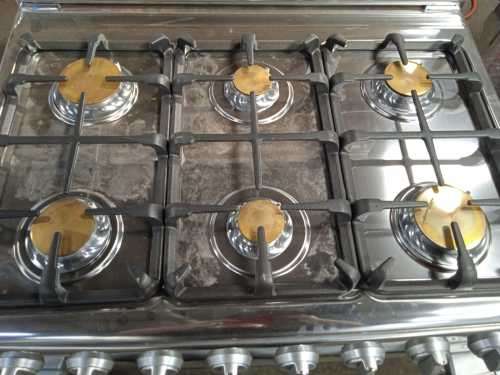 6 BURNER STAINLESS STEEL GAS STOVE WITH GAS OVEN AND FFD - SHOP SOILED - NOT BOXED