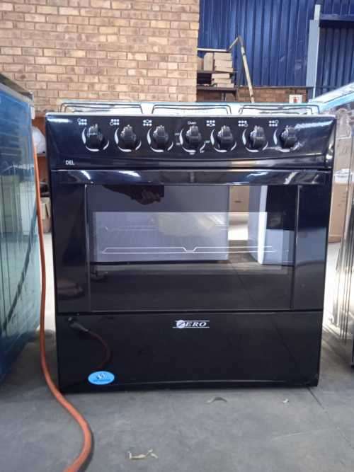 6 BURNER GAS STOVE WITH FFD ON ALL FUNCTIONS - NOT BOXED - SHOP SOILED