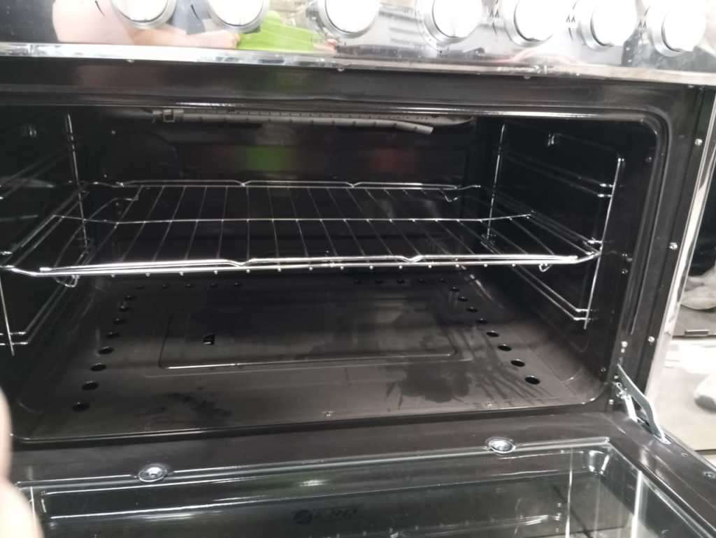 90cm 5 Burner Full Gas Stove - demo unit