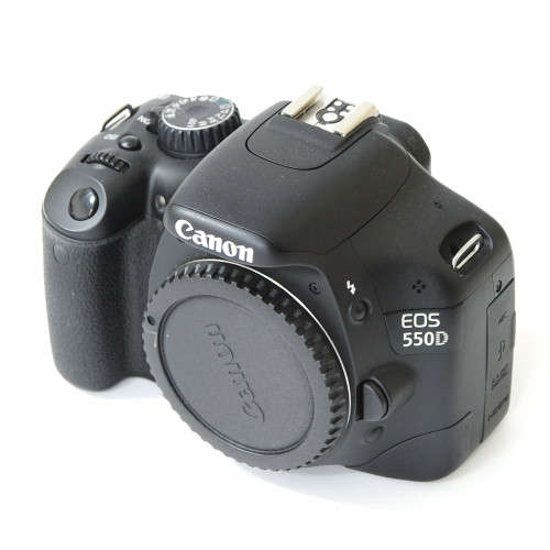 CANON EOS 550D Digital SLR Camera (inc 18-55 mm f/3.5-5.6 IS Lens Kit) SEAL IN THE BOX