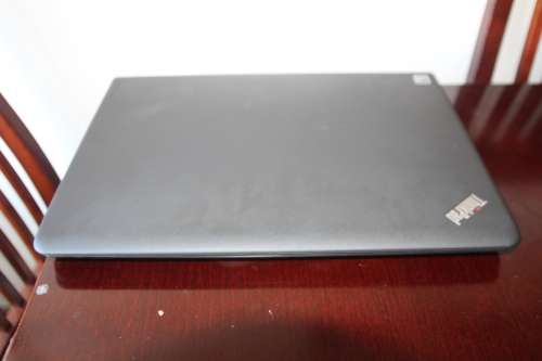 LENOVO THINKPAD E550 INTEL CORE I5-5200U CPU 2.2GHZ  128GB SSD 4GB IN MINT CONDITION