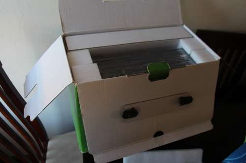 XBOX ONE SECOND HAND WITH ONE CONTROLLER (WITH BOX)
