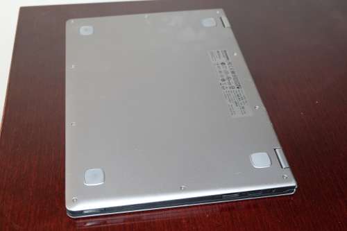 LENOVO YOGA 11  TOUCH SCREEN  WITH NVIDIA TEGRA(R) 3 QUAD CORE  CPU 1.3GHZ 64GB SSD 2GB RAM
