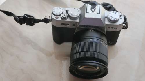 FUJIFILM X-T10 Mirrorless DIGITALCAMERA WITH 16-50mm LENS IN MINT CONDITION