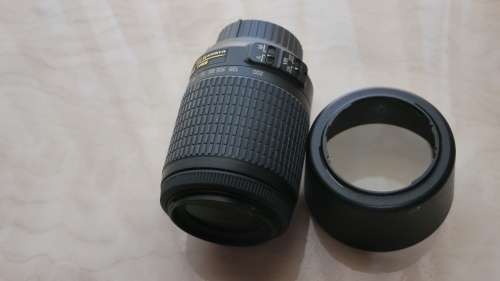 NIKON AF 55-200MM VR LENS IN MINT CONDITION