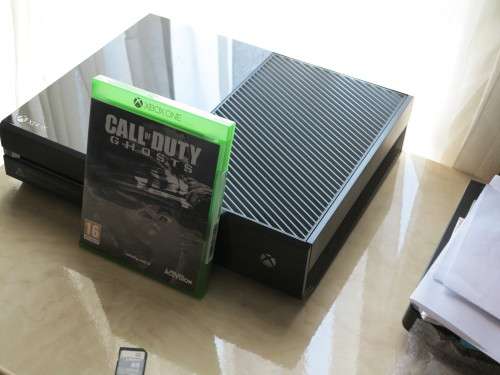 XBOX ONE CONSOLE 500GB WITH CALL DUTY GAME