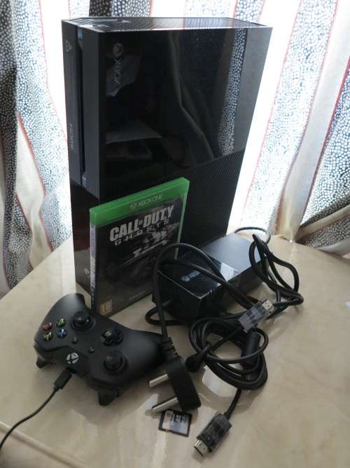 XBOX ONE CONSOLE 500GB WITH CALL DUTY GAME