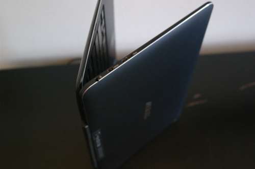 ASUS Transformer Book 12.5-Inch T300 2 in 1 Detachable Touchscreen intel core M-y571, 128gb Ssd 4gb