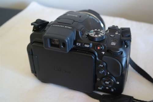 Nikon COOLPIX B700 Digital Camera 20.3MP , 24-1440MM ZOOM