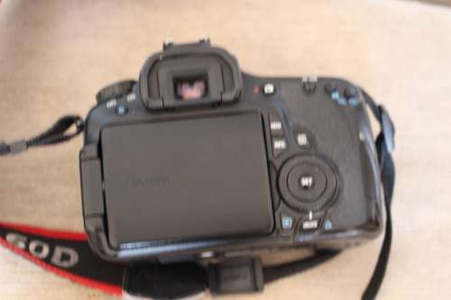 CANON EOS 60D BODY ONLY