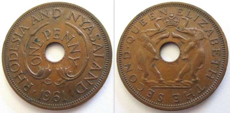 A LOT OF RHODESIAN AND SOUTHERN RHOD COINS INCLUDING A 1954 SOUTHERN RHOD HALF CROWN --ALL FOR 1 bid