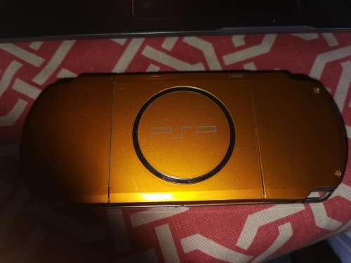 PSP 3000 - Gold 32GB Memory