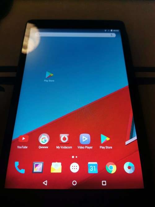 Vodacom Power Tab 10 - 3g & Wifi tablet complete with box and keyboard