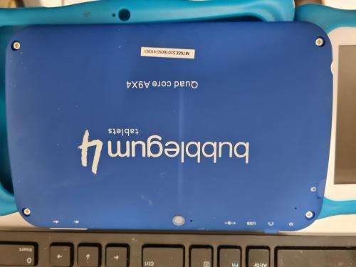 Set of Bubblegum 4 - 7 inch tablets x 2