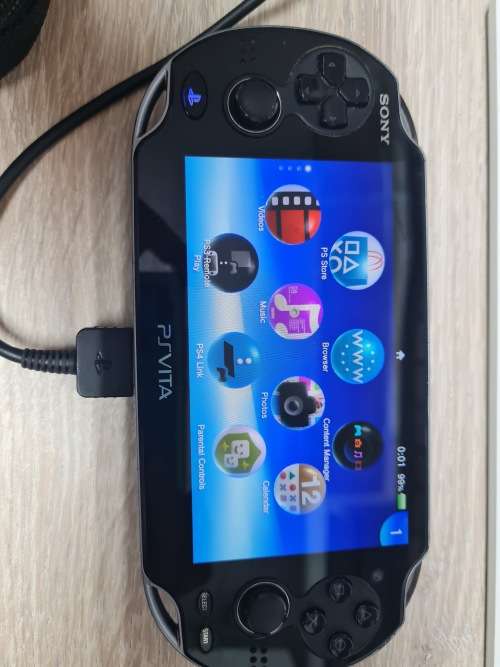PS Vita PCH1004 - 128GB Enso installed Henkaku Firmware - with case (F006)