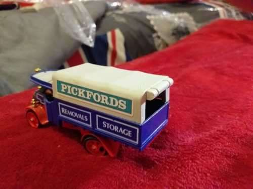 Matchbox Models of yesteryear Pickford's Steam truck . No box
