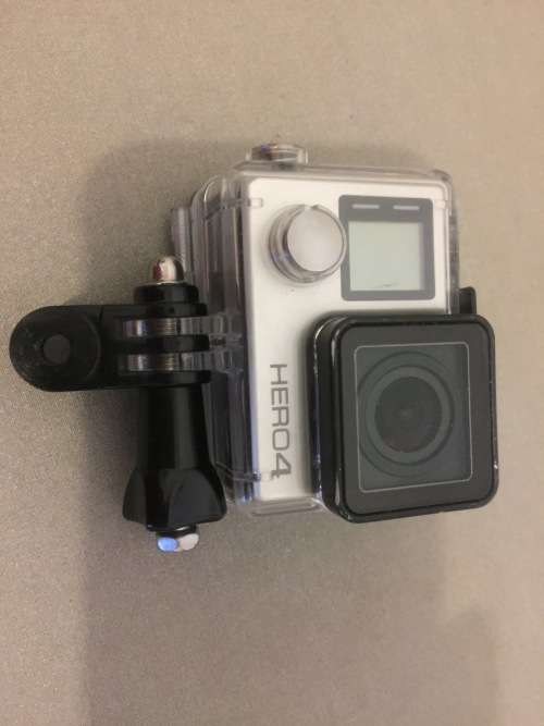 GOPRO HERO 4 |BLACK  | USB CABLE | CASING | BACK  LCD SCREEN | GOOD CONDITION