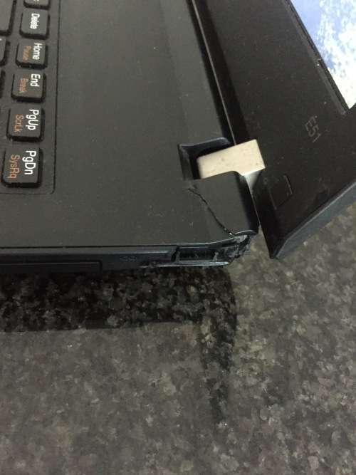 DEDICATED  AMD RADEON R5 M330 *LENOVO E51*CORE i7-6500U*2.50 GHZ*8 GB RAM*1000 GB HDD*15.6"*WIND10