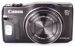 CANON POWESHOT SX700 HS*16 MEGAPIXELS*16 GB SD CARD*CHARGER*2 BATTERIES *SMART POUCH*GOOD CONDITION