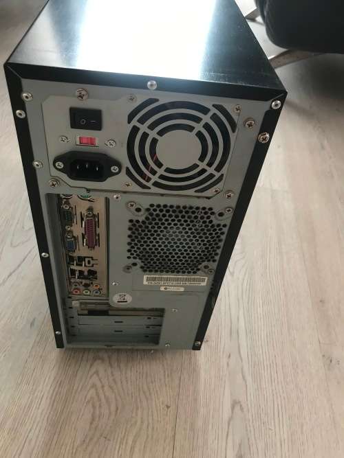 GIGABYTE  FSB1066*GENUINE INTEL *CPU 2140 @1.6OGHZ*2 GB RAM*500 GB HDD*WINDOWS 10 PRO 64-BIT