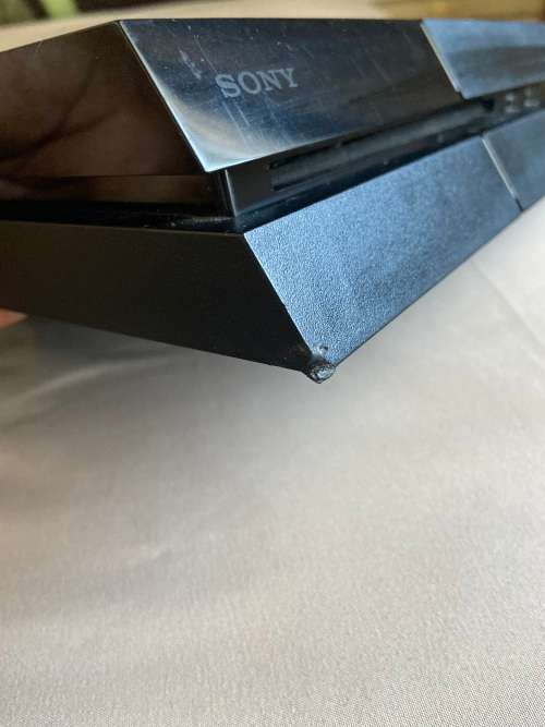 SONY PLAYSTATION 4*CUH-1116A*500 GB*1 GAME(FIFA2020)*1 SONY CONTROLLER*HDMI CABLE*USB CABLE