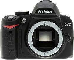 NIKON SLR D3000 CAMERA *10.2 MEGAPIXELS*18-55 MM VR2 1:3.5-5.6G NIKON LENS *GOOD CONDITION*BAG