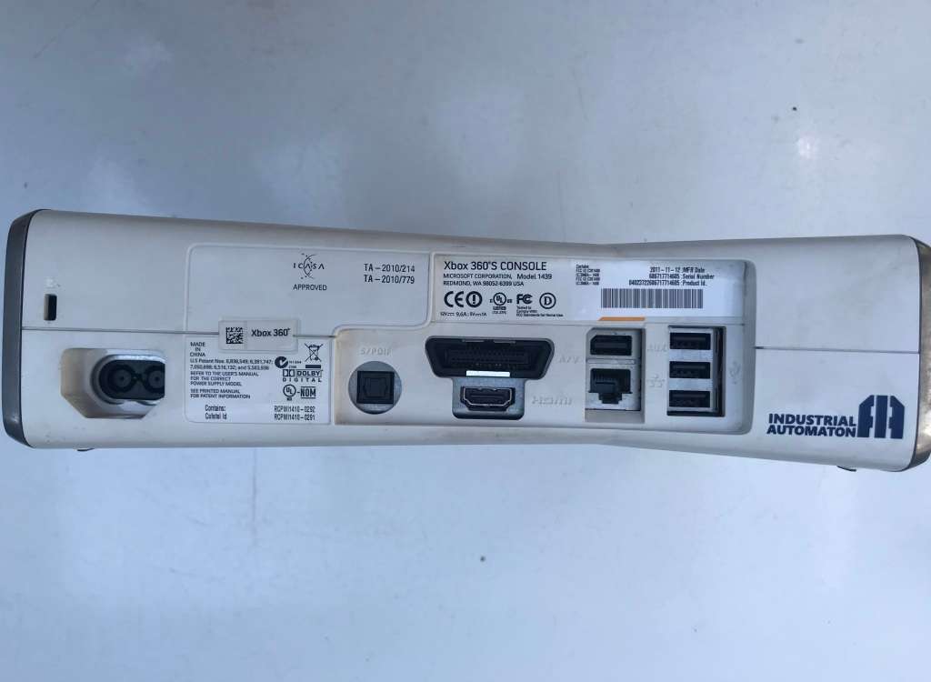 Xbox 360 Limited Edition Kinect Star Wars