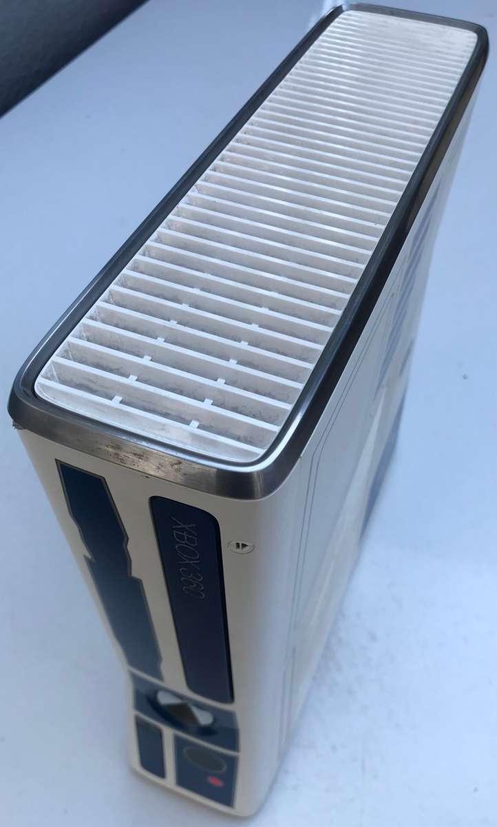 Xbox 360 Limited Edition Kinect Star Wars