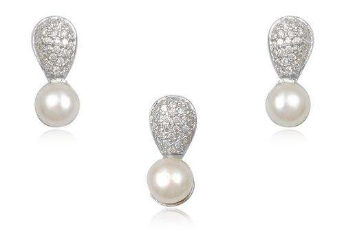 NATURAL SOLID SILVER AND PEARL EARRINGS AND PENDANT
