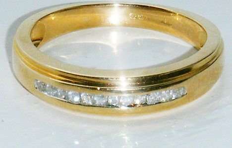 SUPERB 9CT YELLOW GOLD .15 CARAT DIAMOND ETERNITY RING SIZE N