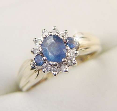 BLUE SAPPHIRE AND DIAMOND RING 9CT GOLD