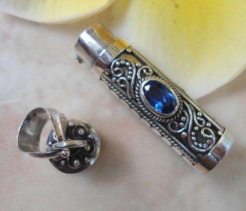 925 sterling Silver Balinese Perfume Bottle Pendant w Blue Saphire