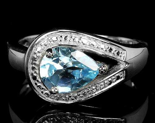 ***REAL STONES!!!*** SKY BLUE TOPAZ OVAL FACET CUT 9X7 MM. STERLING 925 SILVER RING 9.25
