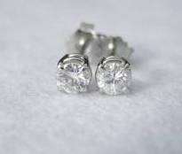 14K WHITE GOLD .32 CTW. ROUND BRILLIANT CUT DIAMOND STUD EARRINGS