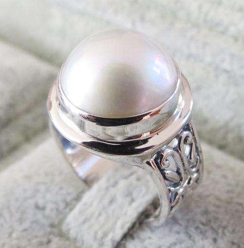 ***IN STOCK***REAL STONES!!!*** SOLID STERLING SILVER FABULOUS MABE RING SIZE 8