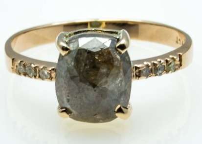 ***IN STOCK***VALUATION INCLUDED* 2.05Ct 100% Fancy Brown Natural Diamond Set in 9ct Solid Gold.